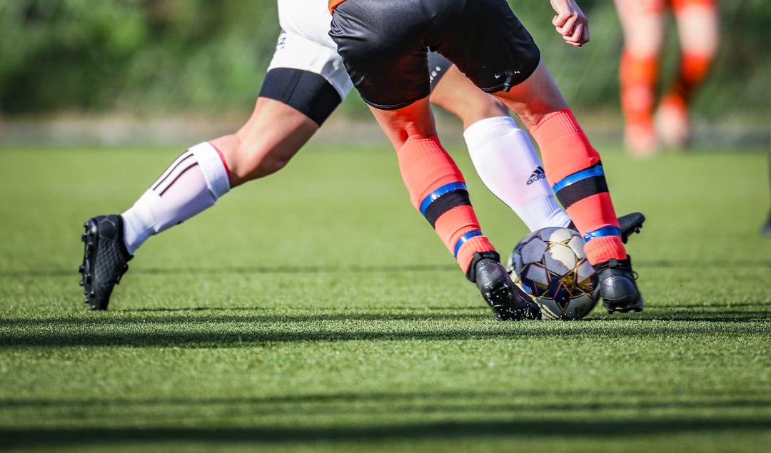 Van zandpleintje tot stadion: het leven van een profvoetballer